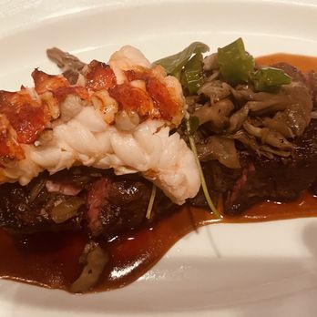 Gordon Ramsay Hell's Kitchen - New York steak with lobster tail. - Steakhouses Near Me - Stateline, Nevada Gordon Ramsay Hell's Kitchen - New York steak with lobster tail. - Steakhouses Near Me - Stateline, Nevada