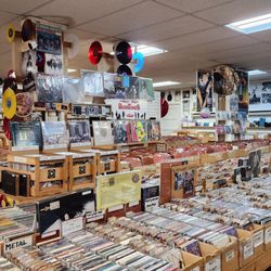 Golden Oldies Records - Interior (1/22/24)