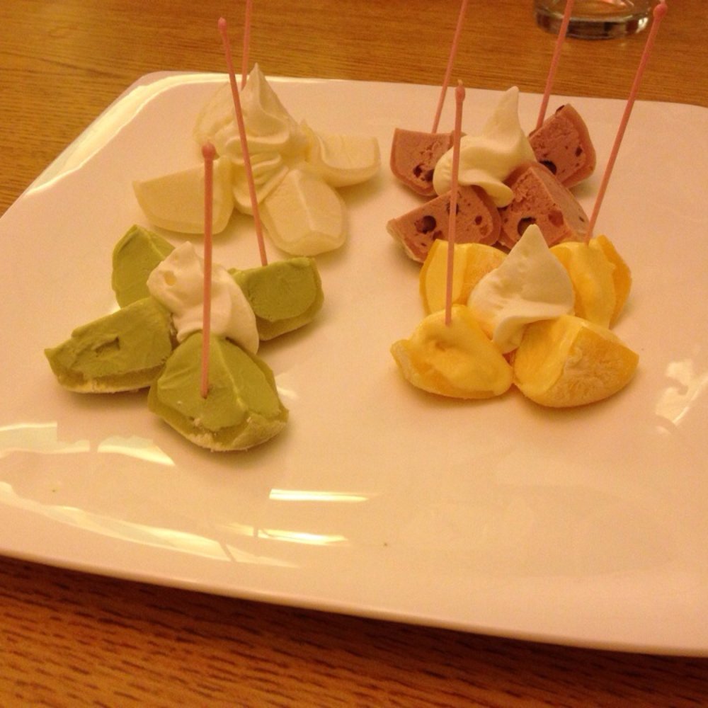 Tokyo House Restaurant - Ice cream dessert that was on the house - Sushi Bars Near Me - Everett, Washington Tokyo House Restaurant - Ice cream dessert that was on the house - Sushi Bars Near Me - Everett, Washington