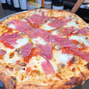 V Pizza - Pizza Near Me - Orlando, Florida V Pizza - Pizza Near Me - Orlando, Florida
