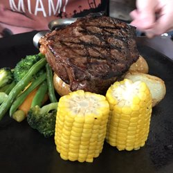 Maryville Tavern - 300g sirloin