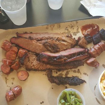 B-Daddy's BBQ - The famous brisket. - Barbeque Near Me - Helotes, Texas