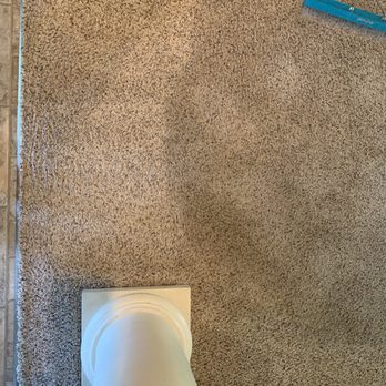 Fresh & Green Carpet Cleaning - High traffic area, cleaning in process. Big difference! - Carpet Cleaning Near Me - Belleville, Illinois Fresh & Green Carpet Cleaning - High traffic area, cleaning in process. Big difference! - Carpet Cleaning Near Me - Belleville, Illinois