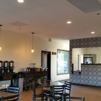 O'side Bakery - Coffee refills free - Breakfast & Brunch Near Me - Oceanside, California