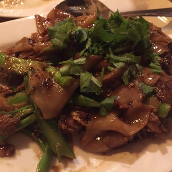 Lung Yai Thai Tapas - Pad See Ew with Beef- the perfectly cooked noodles and tender beef. I don't even like broccoli yet savored each bite. - Tapas/Small Plates Near Me - Miami, Florida Lung Yai Thai Tapas - Pad See Ew with Beef- the perfectly cooked noodles and tender beef. I don't even like broccoli yet savored each bite. - Tapas/Small Plates Near Me - Miami, Florida