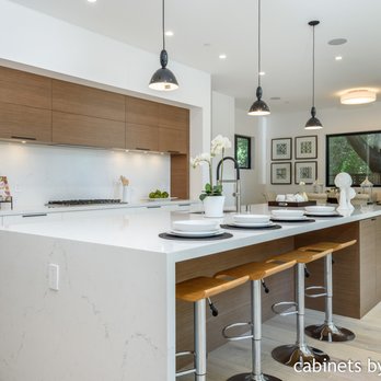 MT Kitchen Cabinets - Menlo Park new construction. 2 tone kitchen with quartersawn walnut veneer and painted white cabinets. - Cabinetry Near Me MT Kitchen Cabinets - Menlo Park new construction. 2 tone kitchen with quartersawn walnut veneer and painted white cabinets. - Cabinetry Near Me
