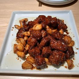 Black Garlic Pepper Beef