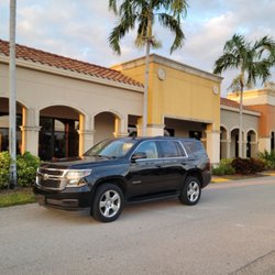 Al's Luxury Limousine Service