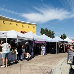 Farmer's Market Saturdays - Farmers market vendors