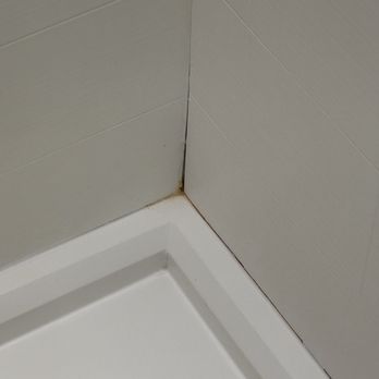 SpringHill Suites by Marriott Elizabethtown - Improperly maintained shower - Hotels Near Me - Elizabethtown, Kentucky SpringHill Suites by Marriott Elizabethtown - Improperly maintained shower - Hotels Near Me - Elizabethtown, Kentucky