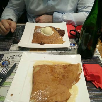 Le Saint Malo - Frangipane devant et façon fondant au chocolat derrière - Creperies Near Me - Metz, 57 Le Saint Malo - Frangipane devant et façon fondant au chocolat derrière - Creperies Near Me - Metz, 57