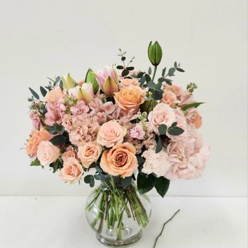 Bixby Knolls Flowers - Long Beach Glam - Florists Near Me - Long Beach, California
