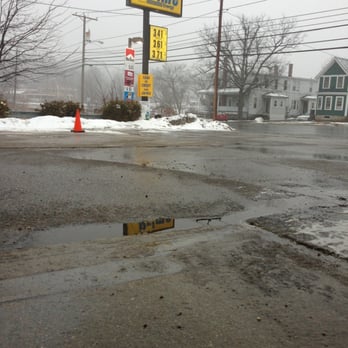A-L-Prime Energy - An oily sheen making its way to the river. - Gas Stations Near Me - Merrimack, New Hampshire A-L-Prime Energy - An oily sheen making its way to the river. - Gas Stations Near Me - Merrimack, New Hampshire
