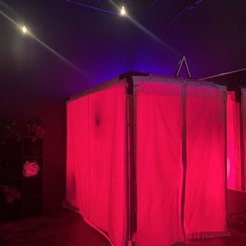 Lineaedge - Red light therapy - Saunas Near Me - Santa Clarita, California Lineaedge - Red light therapy - Saunas Near Me - Santa Clarita, California
