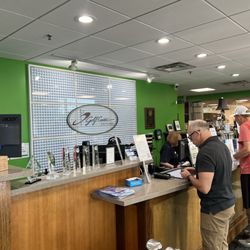 Golf Center Des Plaines - Desk