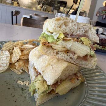 Cafe Mong - Breakfast & Brunch Near Me - Las Vegas, Nevada
