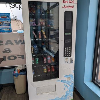 East York Coin Laundry - Vending machine for snacks and soda - Dry Cleaning Near Me - Toronto, Ontario East York Coin Laundry - Vending machine for snacks and soda - Dry Cleaning Near Me - Toronto, Ontario