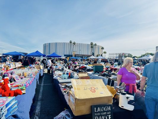 Kobey's Swap Meet by null