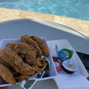 Drai's Beachclub - Chicken breast - Swimming Pools Near Me - Las Vegas, Nevada Drai's Beachclub - Chicken breast - Swimming Pools Near Me - Las Vegas, Nevada