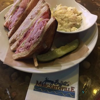 Margaritaville - Myrtle Beach - This thing was bigger than my head hahahahha - American Near Me - Myrtle Beach, South Carolina