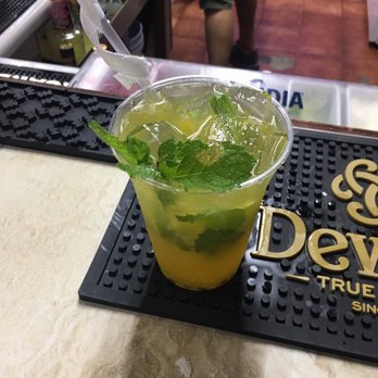 El Karakol - Mojito de Parcha - Caribbean Near Me - La Parguera, Puerto Rico