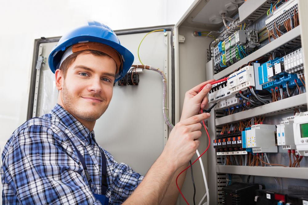 Slide of 5 Star Electricians