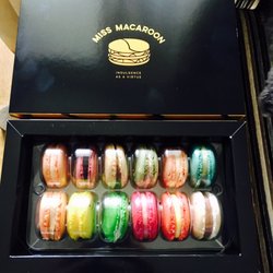 Miss Macaroon - 12 selection!