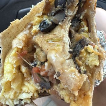 The Maia Papaya - Breakfast burrito - Coffee & Tea Near Me - Bethlehem, New Hampshire