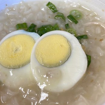 Manila Sunset - Chicken Arroz Caldo - Filipino Near Me - West Covina, California Manila Sunset - Chicken Arroz Caldo - Filipino Near Me - West Covina, California