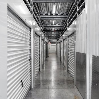 Extra Space Storage - 7395 - Interior Units - Self Storage Near Me - Sarasota, Florida