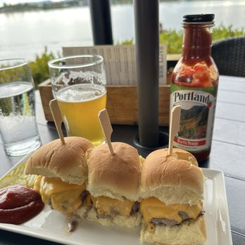 McMenamins on the Columbia - Cheeseburger Slider Trio & a White Tiger IPA with a view! - American Near Me - Vancouver, Washington McMenamins on the Columbia - Cheeseburger Slider Trio & a White Tiger IPA with a view! - American Near Me - Vancouver, Washington