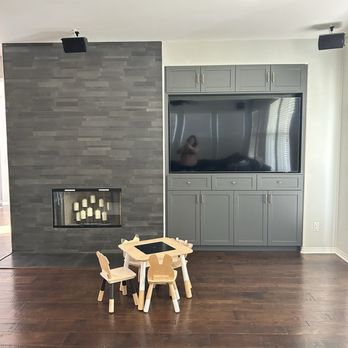 Fischer Woodcrafts - Family room - Cabinetry Near Me