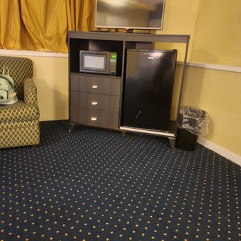 Days Inn - TV, microwave, filthy refrigerator - Hotels Near Me - Lebanon, Pennsylvania Days Inn - TV, microwave, filthy refrigerator - Hotels Near Me - Lebanon, Pennsylvania