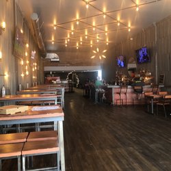 Atomic Lounge & Pizza Kitchen
