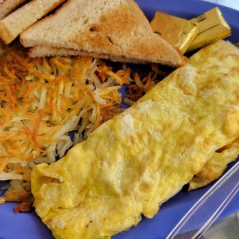 Sunrise Cafe & Bakery - Omelette and hash browns - Breakfast & Brunch Near Me - Panama City Beach, Florida