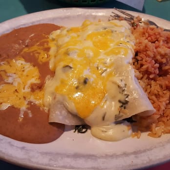 MARTIN'S MEXICAN RESTAURANT - Spinach enchiladas - Mexican Near Me - Jasper, Texas