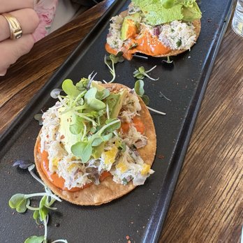 The Warren - Blue crab tostada - Gastropubs Near Me - New York, New York