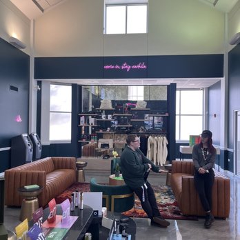 Ivy Hall Dispensary - When you first walk in and turn right - Cannabis Dispensaries Near Me - Montgomery, Illinois Ivy Hall Dispensary - When you first walk in and turn right - Cannabis Dispensaries Near Me - Montgomery, Illinois