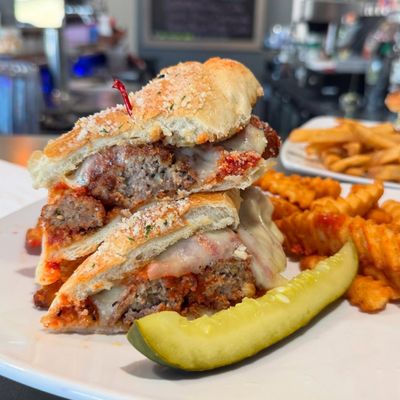 Lakeshore Cafe Bar & Grill by null