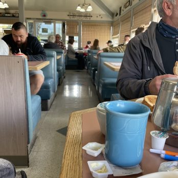 Wren's Cafe - Inside breakfast time! Week day - Breakfast & Brunch Near Me - Vacaville, California Wren's Cafe - Inside breakfast time! Week day - Breakfast & Brunch Near Me - Vacaville, California