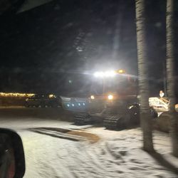 Timberwolf Inn - Snow Trail Groomer