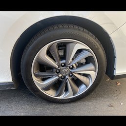 The tire when I drop off my car. Where's the nail??????? The tire when I drop off my car. Where's the nail???????