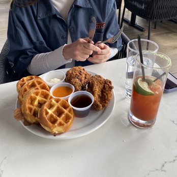 Shorebird - Chicken and waffles - Breakfast & Brunch Near Me - Sedona, Arizona