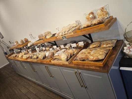 ARI Bakery Cafe by null