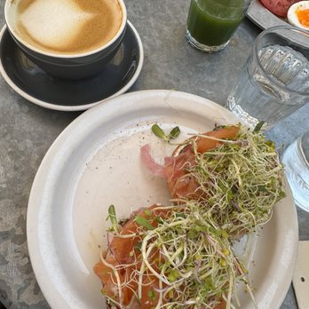 Gjusta - Bagel with lox, loaded - Bakeries Near Me - Venice, California