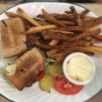 Grandma's Corner Restaurant - BLT - American Near Me - Seaside, Oregon