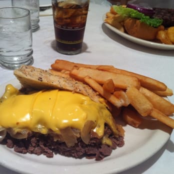 Junior's Restaurant - Cheesesteak - Bakeries Near Me - Brooklyn, New York Junior's Restaurant - Cheesesteak - Bakeries Near Me - Brooklyn, New York