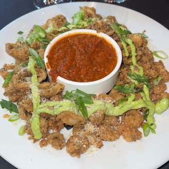 Vernon's Speakeasy - Calamari (the sauce has no flavor) - Steakhouses Near Me - Los Ranchos, New Mexico