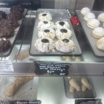 Stacco House by Mammamia - Almond curry filled cookies that melt in your mouth - Gelato Near Me - Carmel, Indiana Stacco House by Mammamia - Almond curry filled cookies that melt in your mouth - Gelato Near Me - Carmel, Indiana