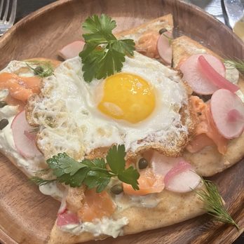 Town House Kitchen & Drinks - Cocktail Bars Near Me - New Rochelle, New York